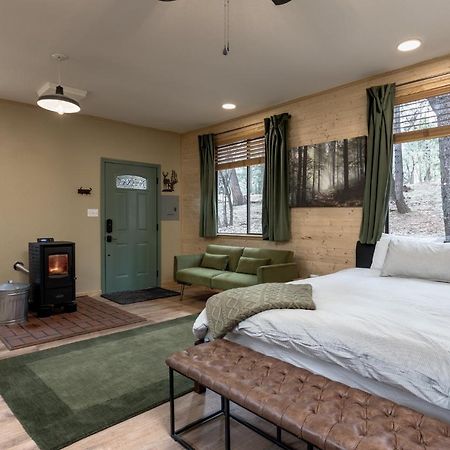 Hotel Little House In The Big Woods Forest Ranch Esterno foto